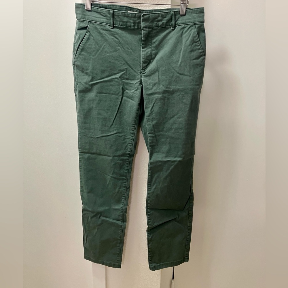Loft chinos flat front green size 8